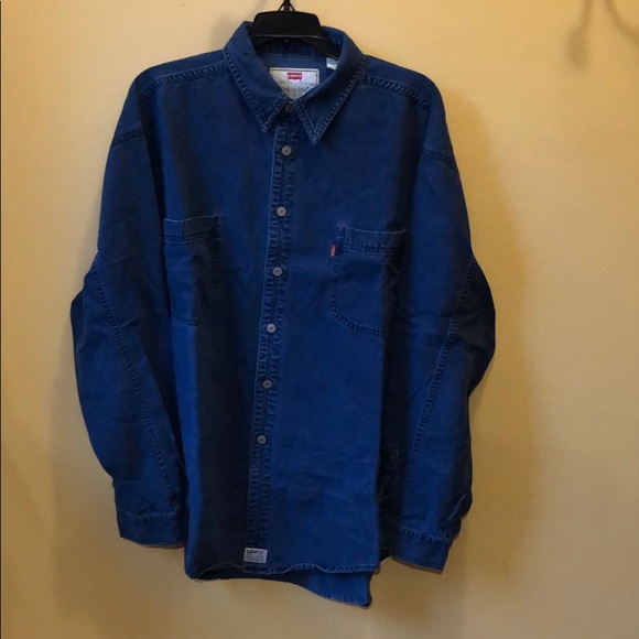 levi's dark blue shirt